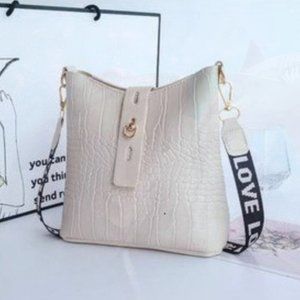 New Ladies Crocodile bucket bag White Beige 239